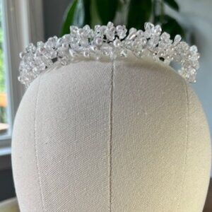 NWT Bridal Pearl Crystal Round Headpiece